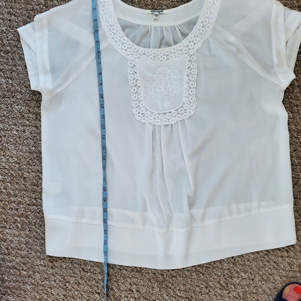 🤍Beautiful top🤍 - Picture 4 of 6